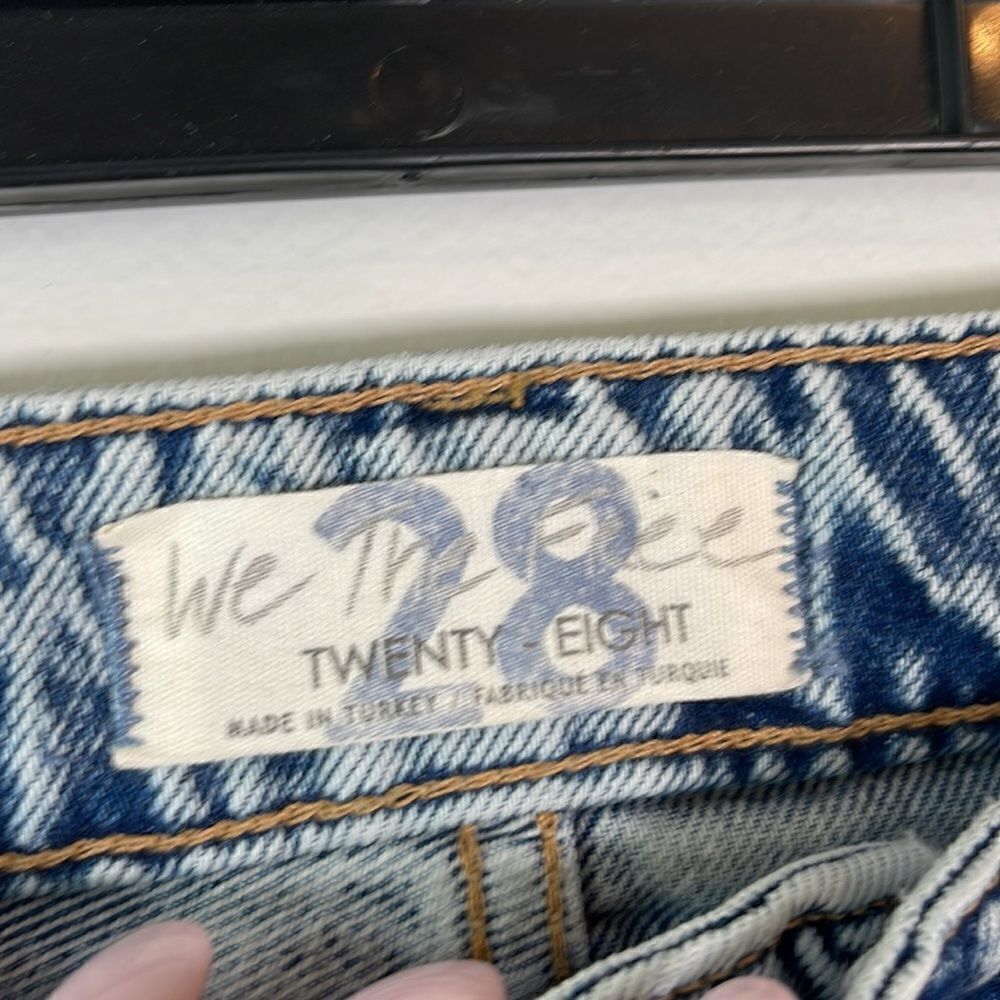 EUC “We The Free” Free People Destroyed Medium Acid Straight Leg Jeans Size  28 - Picture 7 of 13